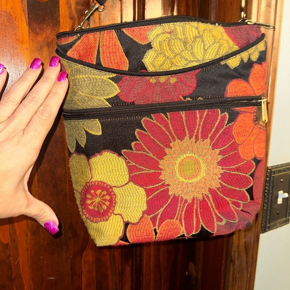 Vibrant Floral Crossbody Bag - Picture 2 of 14